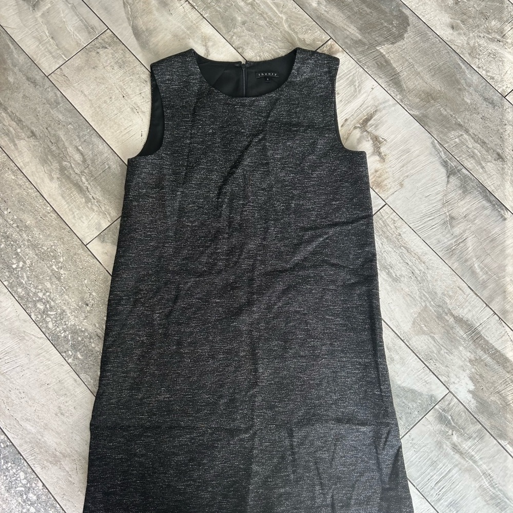 Theory wool black/white shift dress